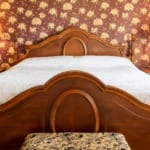 Mandingo Room - king bed.